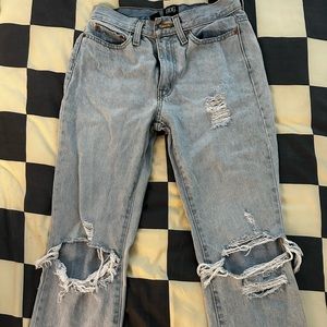 BDG Ripped Boyfriend Jeans
